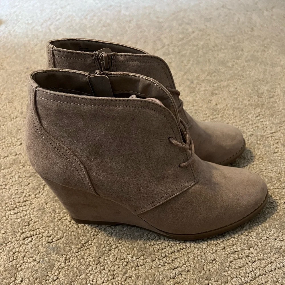 Beige Booties - Picture 4 of 6